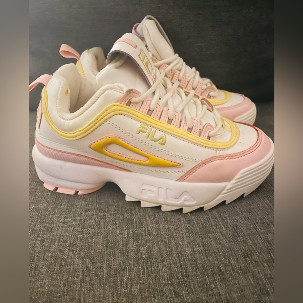 Girl Size 4.5 FILA Disruptor Sneaker Pink,Yellow,White